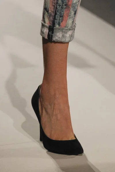 Look 30